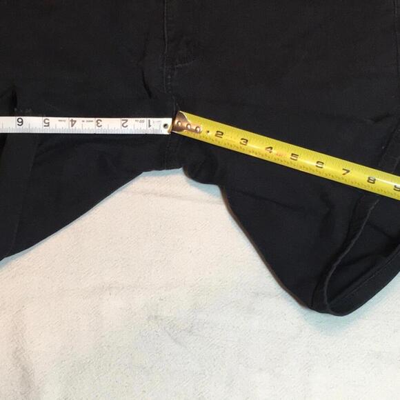 5IVE plus size black Jean shorts, size 16 - Picture 7 of 8